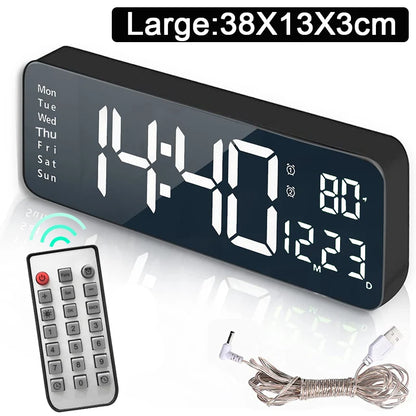 Wandmontierte digitale Wanduhr mit Fernbedienung