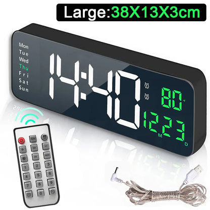 Wandmontierte digitale Wanduhr mit Fernbedienung